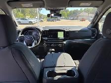 2026 GMC Sierra 1500 Elevation Crew Cab Short Box 4-Wheel Drive - Photo 12