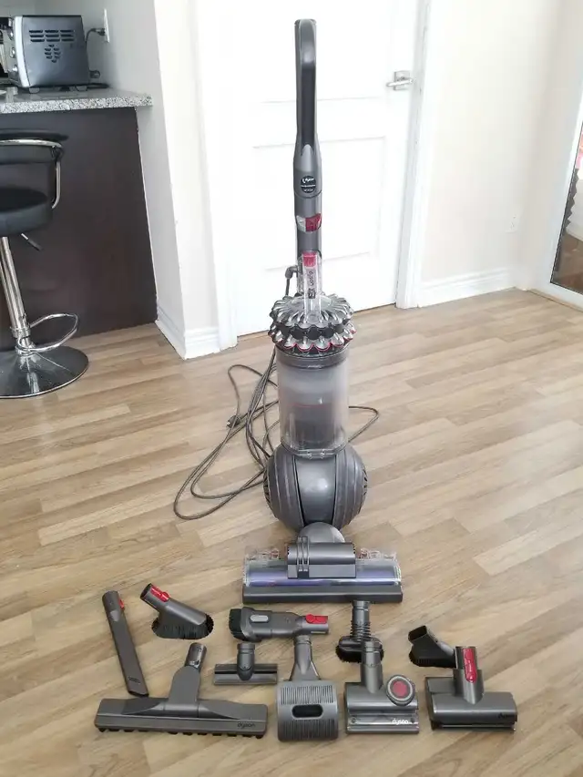 Dyson DC77 I'm selling my $700 vacuum for $150