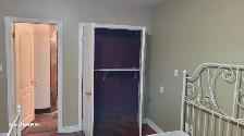 1 bedroom basement apartment with attached washroom - Photo 5