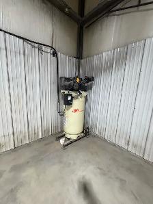 60x100 heated shop for rent - Photo 4