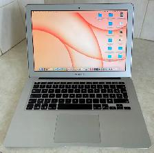 MacBook Air 13  ( Intel )( 512 GB )