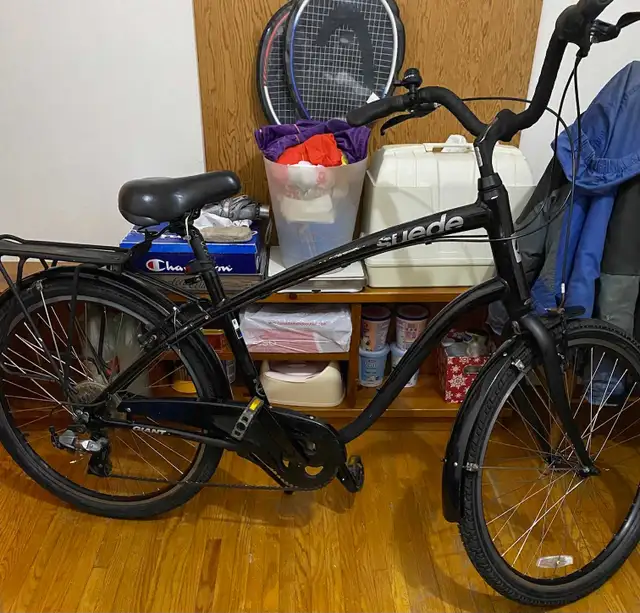 Hybrid Bike 'Giant Suede' Branded
