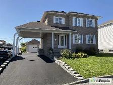 $780,000 - 2 Storey for sale in Charlesbourg