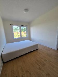1bed 1bath,2bed 1bath offer 4 bedrooms new home midhurst barrie - Photo 2