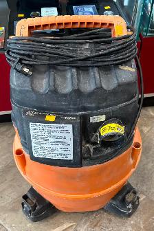 Ridgid 14 Gallon Wet/Dry Shop Vac with Hose - Photo 3