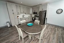 BEAUTIFUL FULLY FURNISHED 2-BEDROOM SUITE – SHADOW MOUNTAIN, - Photo 3