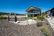 BEAUTIFUL FULLY FURNISHED 2-BEDROOM SUITE – SHADOW MOUNTAIN, - Photo 10