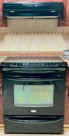 Kenmore Elite 30’’ smooth top Slide-in range with convection