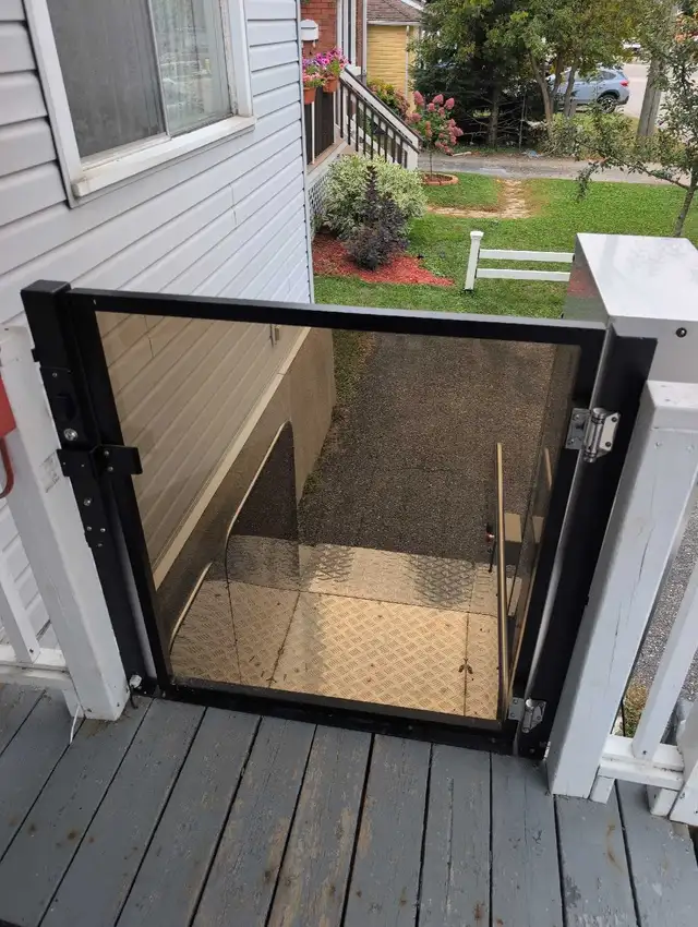 Elevator - Porch