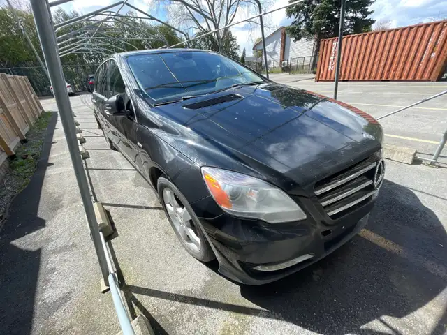 2011 MERCEDES R350 BLUETEC 4MATIC TURBO-DIESEL