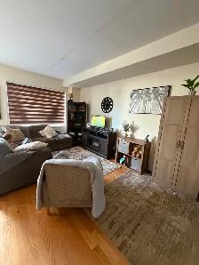 WELL-MAINTAINED 3-BEDROOM TOWNHOUSE FOR LEASE – WEST BRANT - Photo 2