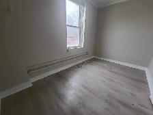 Trenton 2 bedroom ground floor unit $1599, All Inclusive - Photo 8