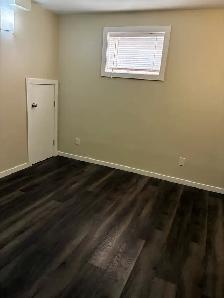 Renovated 2 bedroom, 2 bathroom in desirable Crescentwood - Photo 6