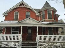 Larger 1BR c/w all the utilities in east downtown
