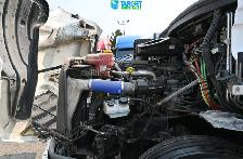2022 Freightliner Cascadia - 961K Kilometers Driven - Photo 9