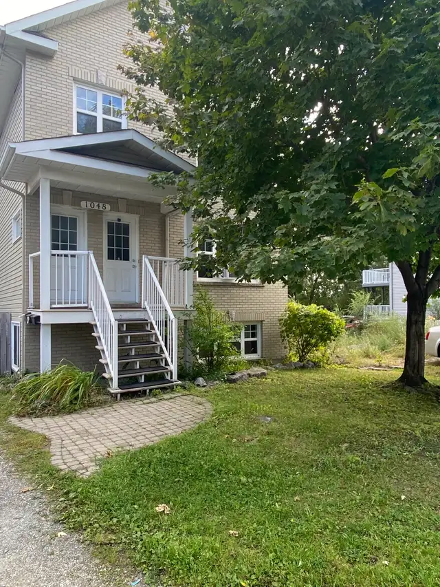 Spacieux 4 1/2, libre $1450/mois  secteur parc labaie Gatineau