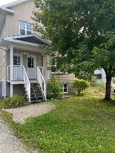 Spacieux 4 1/2, libre $1450/mois  secteur parc labaie Gatineau