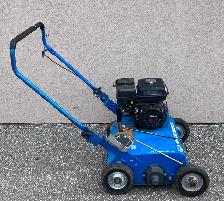 Bluebird Power Dethatcher with a Honda Engine - Photo 4