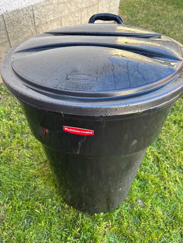 Garbage can with wheels!