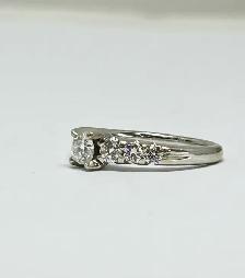 14k  7-stone diamond engagement ring - Photo 5