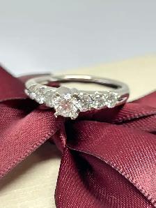 14k  7-stone diamond engagement ring - Photo 8