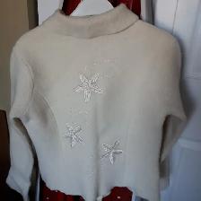 GRAND CHANDAIL BLANC FRANCO VALÉRIE POUR FILLETTE 12ANS: $10.00