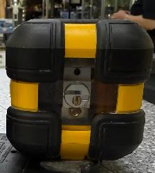 DeWalt 2 Line Cross Level (Green)