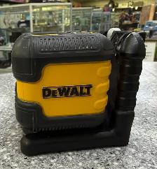 DeWalt 2 Line Cross Level (Green) - Photo 3