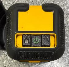 DeWalt 2 Line Cross Level (Green) - Photo 4