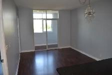 For Sale by Owner: 1 Den Solarium at Bellaria-9235 Jane St Maple - Photo 3