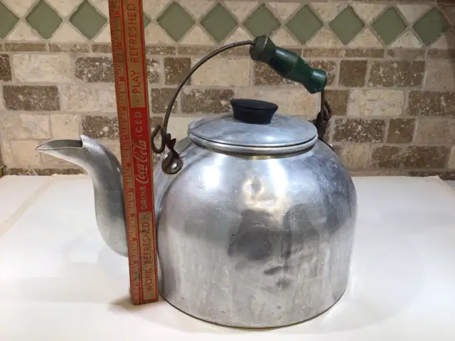 Vintage Large size Aluminum kettle