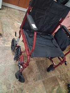 Mobility scooter and transport wheelchair - Photo 3