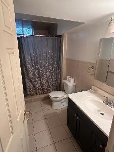 2 Bedroom Basement Apartment for Rent – Vaughan - Photo 5