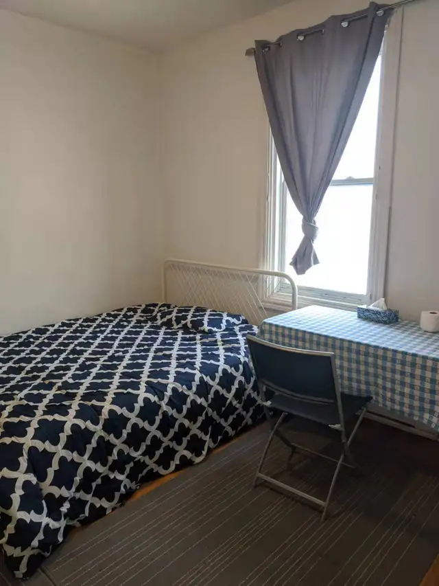 Private room in LASALLE all included with free wifi and laundry