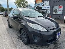 2013 Ford Fiesta SE - Photo 2