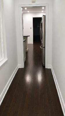 Two BR one bath main level Aurora Main level for rent - Photo 3