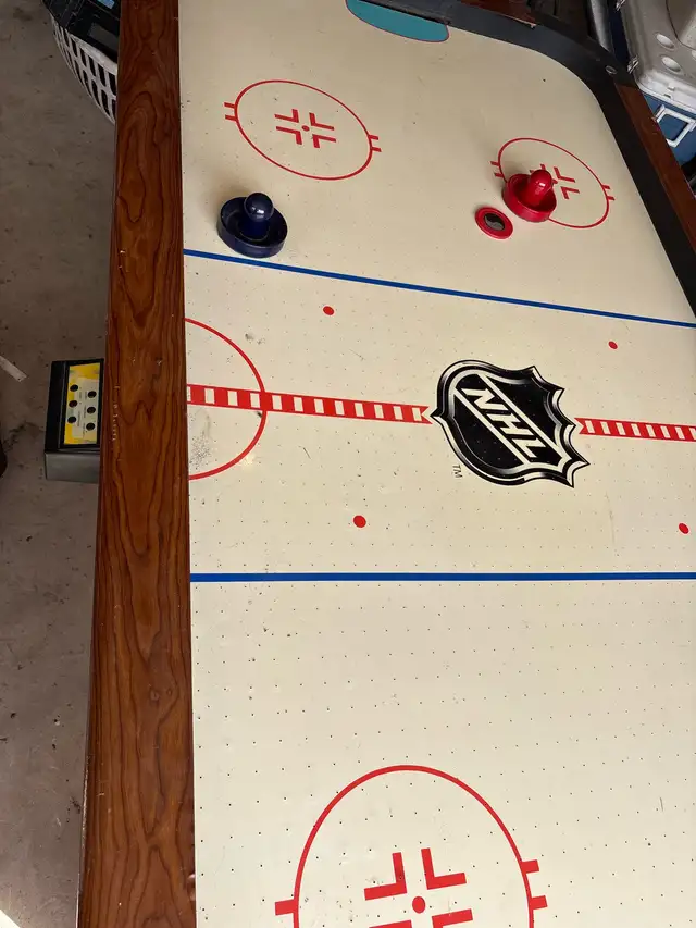 Air Hockey table