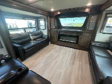25 Keystone Avalanche 346FL, MASSIVE CLEARANCE PRICING, MUST GO - Photo 12
