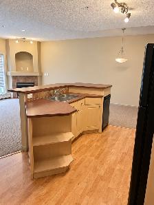 1 bedroom in terwilliger towne with U/G parking 1350 - Photo 2