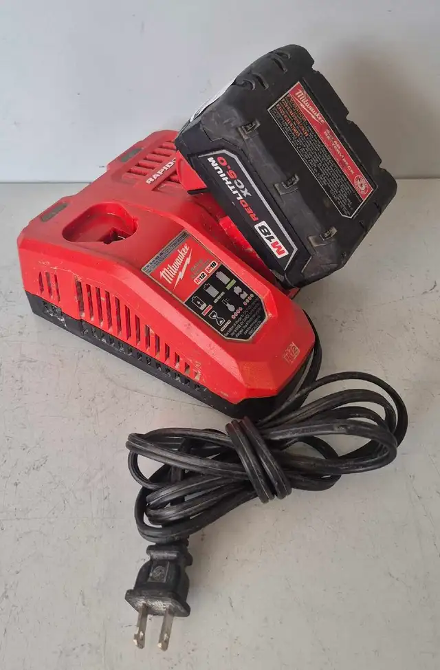 Milwaukee 5ah Battery & Rapid Charger (33269606)