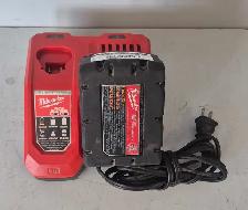 Milwaukee 5ah Battery & Rapid Charger (33269606) - Photo 2