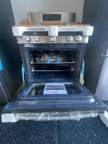 NEW GE 30' Gas Freestanding Range Stove (Stainless Steel) - Photo 3