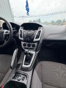 2013 Ford Focus Manual!! - Photo 9