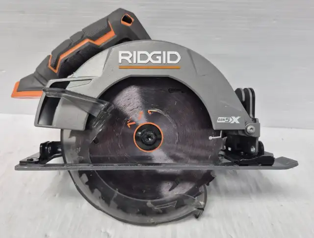 (N9743911) Ridgid R8652 Cordless Circular Saw
