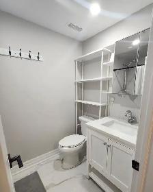 Cozy private room: Shared Basement/Monthly :$1000 - Photo 2