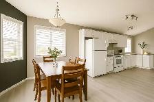 FORE SALE - 101 Channelside Cove SW Airdrie - Photo 3