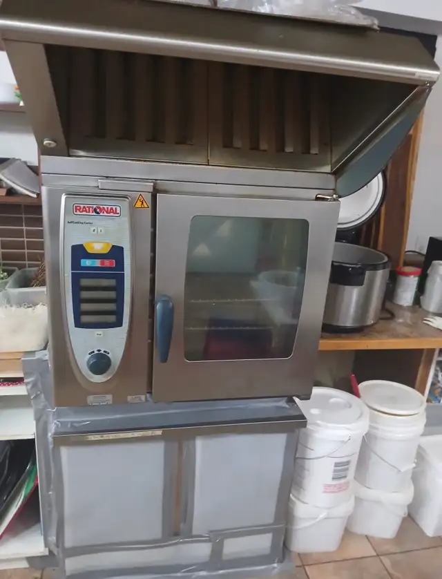 Commercial kitchen appliances