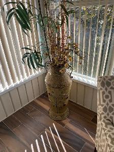 Decorative vase
