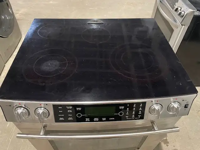Cuisinière stainless encastrable vitro convection Jenn Air