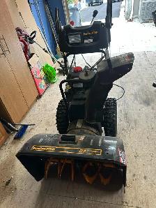 PP115E27 Poulan Pro Snow Blower for Sale - Photo 2